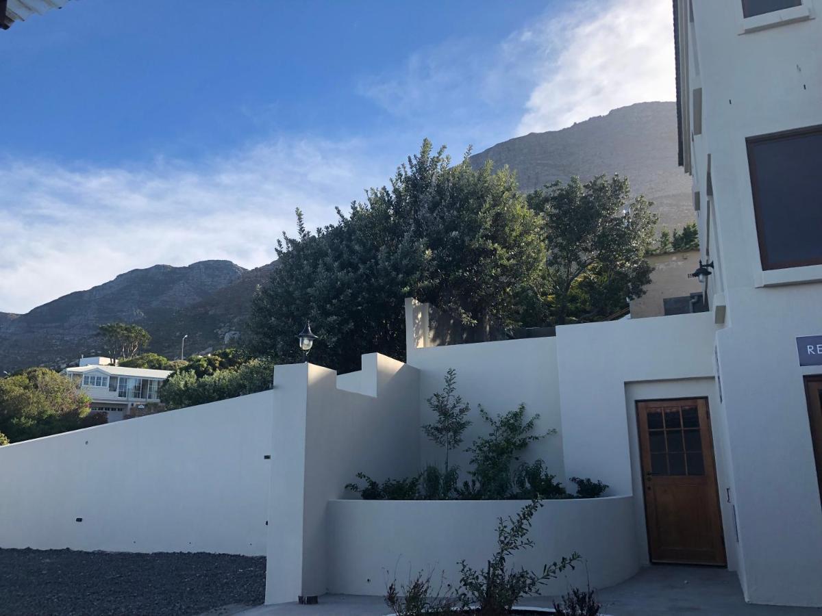 The Tides Bed & Breakfast Simon's Town Exterior photo