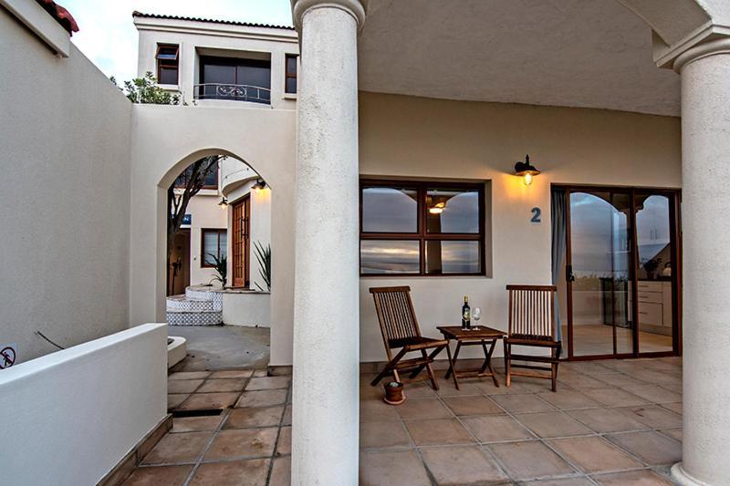 The Tides Bed & Breakfast Simon's Town Exterior photo