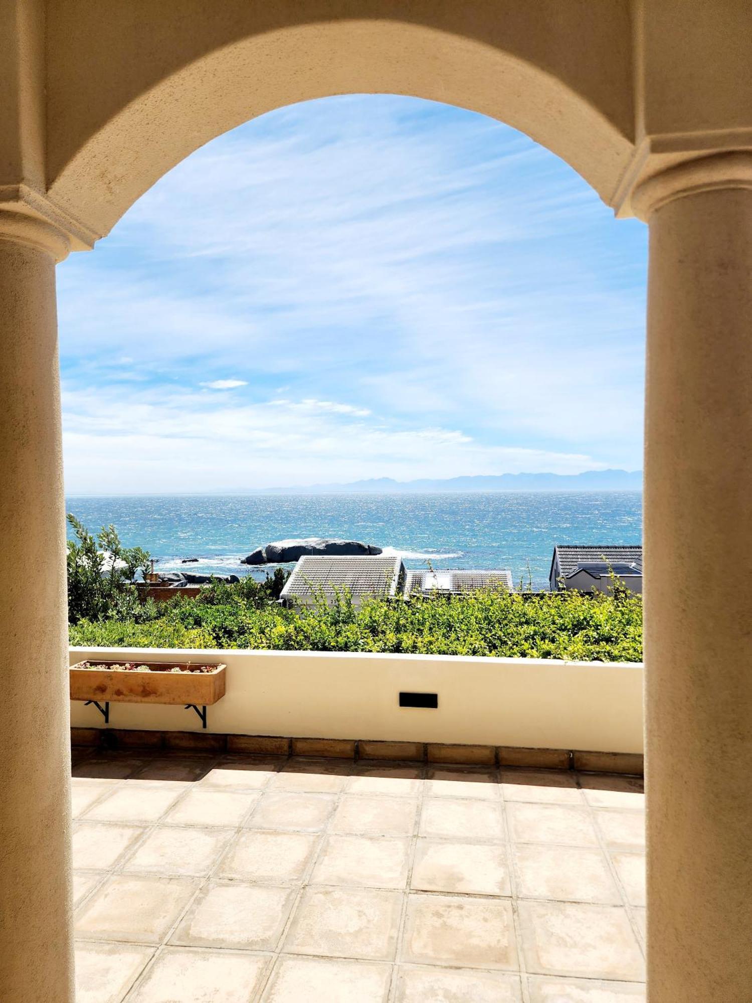 The Tides Bed & Breakfast Simon's Town Exterior photo