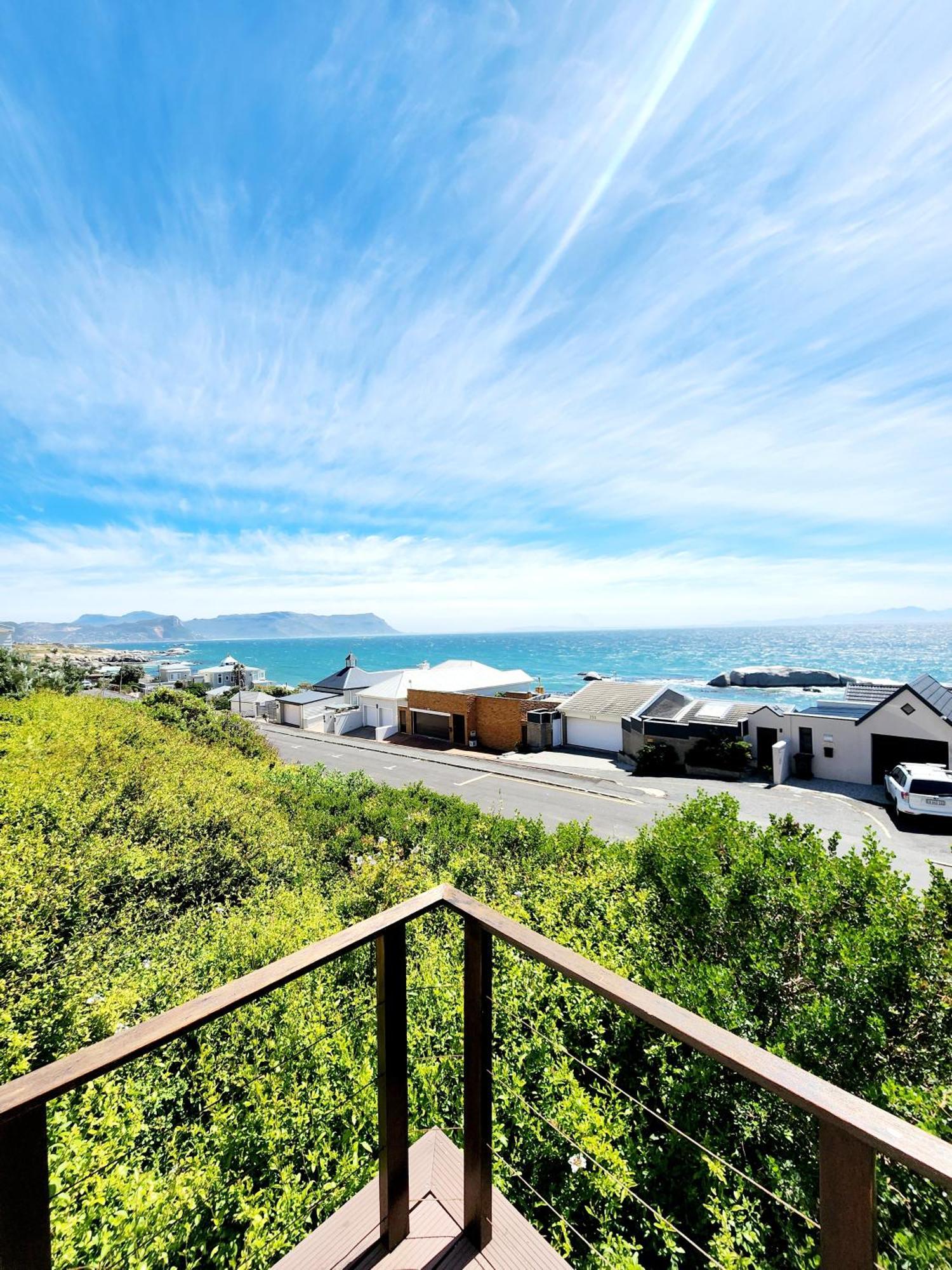 The Tides Bed & Breakfast Simon's Town Exterior photo